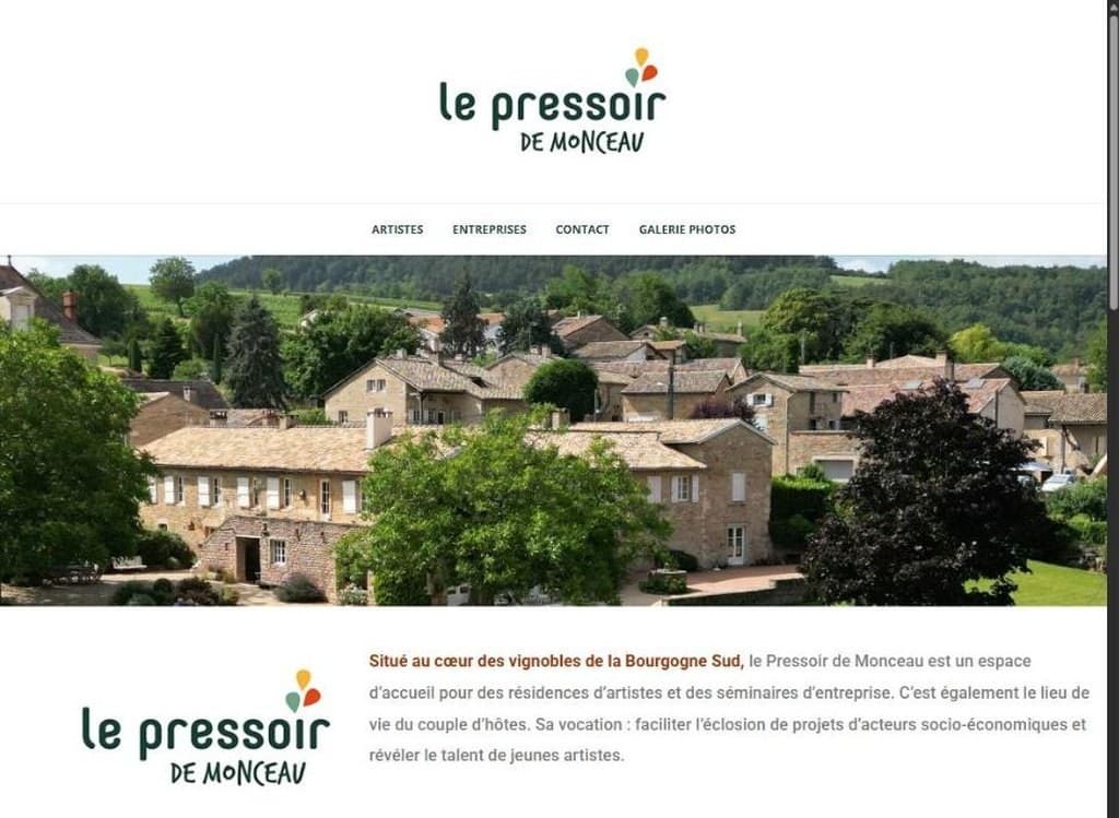 Site internet Le Pressoir de Monceau, réalisé par Moonea Studio